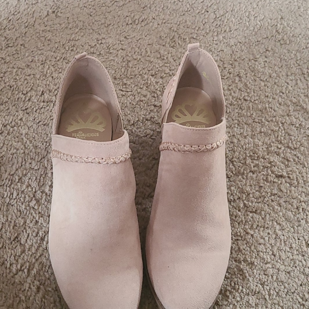 Fergalicious bella boots
